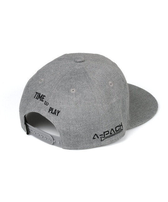 〔BLACK LABEL〕："A-PACK" フラットバイザー キャップ
