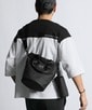 〔BLACK LABEL〕：2ウェイ仕様 ミニラウンドバッグ