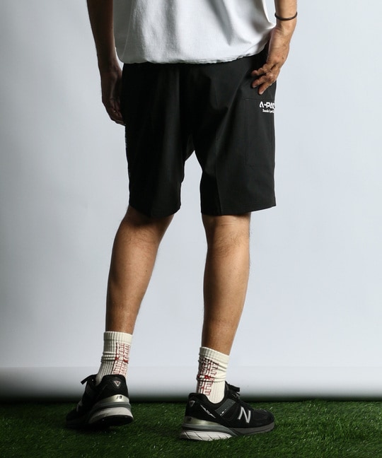 〔BLACK LABEL〕："A-PACK" セットアップ テック ショーツ