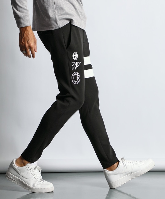 〔BLACK LABEL〕：セットアップ ダンボールニット　スリムパンツ