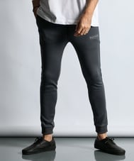 〔BLACK LABEL〕：セットアップ クールマックススリムパンツ
