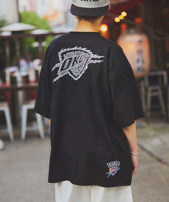 NBA別注 「OKLAHOMA CITY THUNDER」オクラホマシティサンダーTシャツ