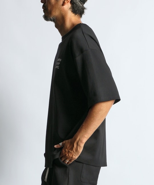 〔BLACK LABEL〕："A-PACK" セットアップ ワンマイルTシャツ【WEB限定アイテム】