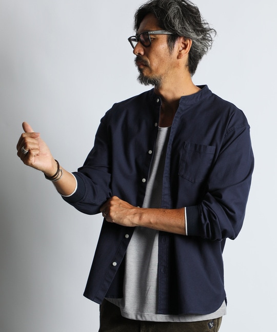 製品染め バックサテン ノーカラー リブ袖シャツ