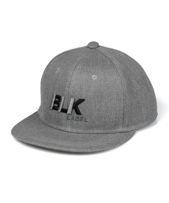 〔BLACK LABEL〕：オリジナル フラットバイザー キャップ