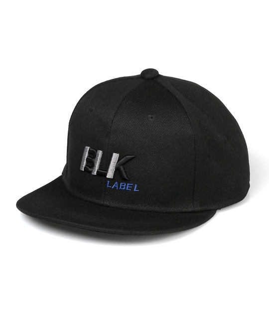 〔BLACK LABEL〕：オリジナル フラットバイザー キャップ