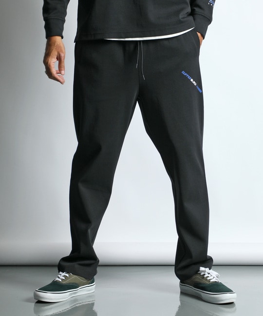 〔BLACK LABEL〕：セットアップ ポンチ素材 レギュラーフィットパンツ