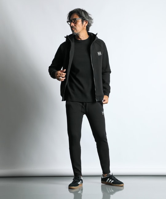 〔BLACK LABEL〕：セットアップ ダンボールニット スリムパンツ