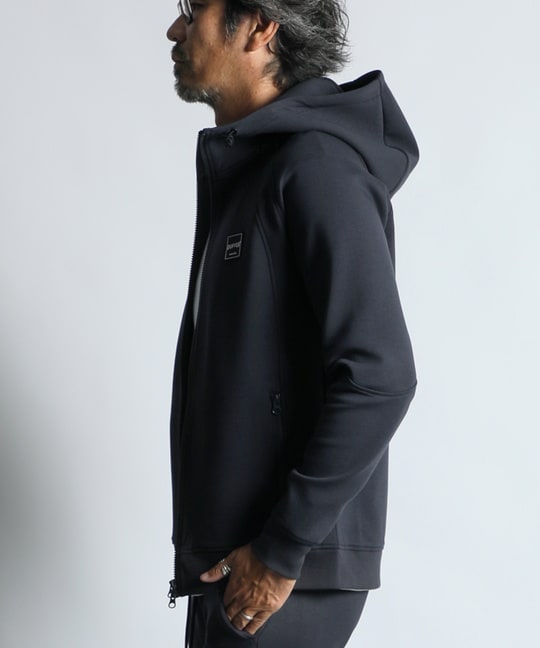 〔BLACK LABEL〕：セットアップ ダンボールニット ジップパーカー