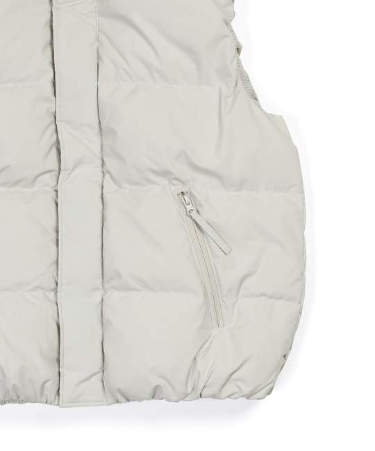 ボリュームネック ダウンベスト