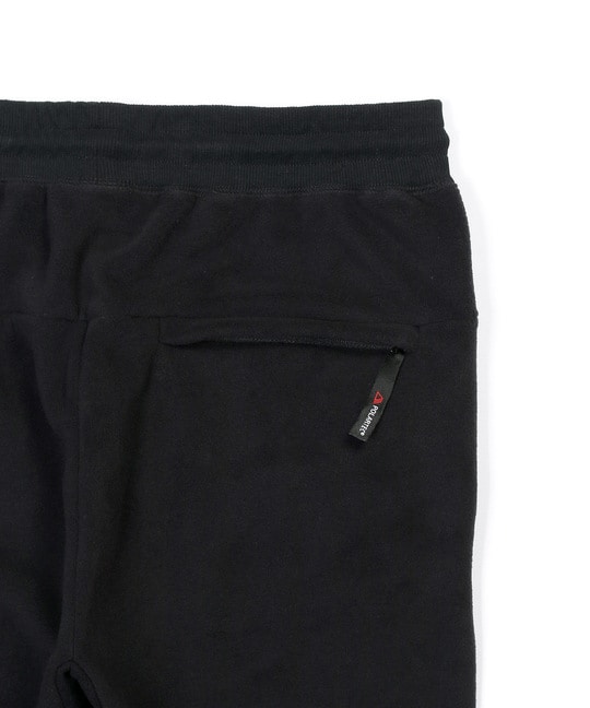 〔BLACK LABEL〕：POLARTEC イージースリムパンツ