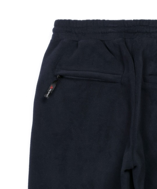 〔BLACK LABEL〕：POLARTEC テーパードパンツ