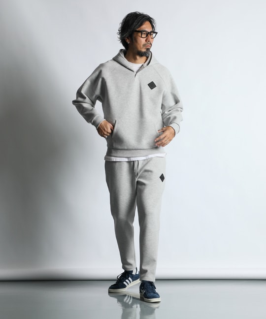 〔BLACK LABEL〕：セットアップ ダンボールニット ヘンリーネック パーカー