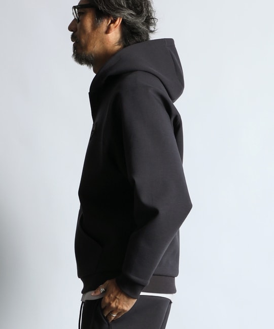 〔BLACK LABEL〕：セットアップ ダンボールニット ヘンリーネック パーカー