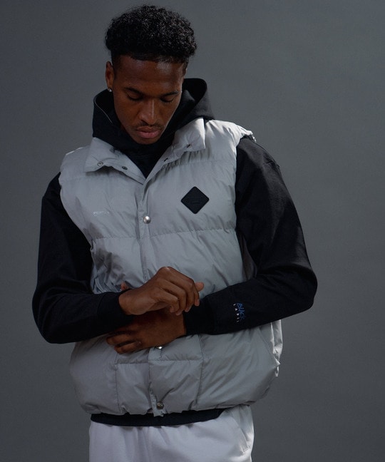 〔BLACK LABEL〕：2層構造パーテックス スタンドネックベスト