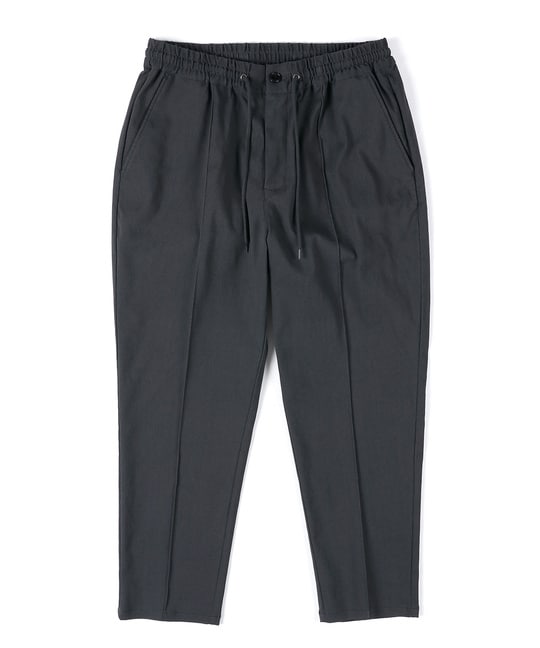 超伸縮「ガムストレッチ」センタークリース テーパードパンツ【WEB限定アイテム】