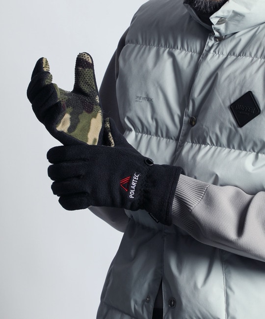 〔BLACK LABEL〕：POLARTEC ソリッド&times;カモフラ グローブ