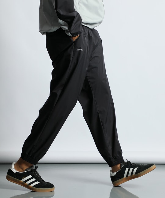 〔BLACK LABEL〕：セットアップ 2層構造パーテックスライトシェルパンツ