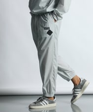 〔BLACK LABEL〕：セットアップ 2層構造パーテックスライトシェルパンツ