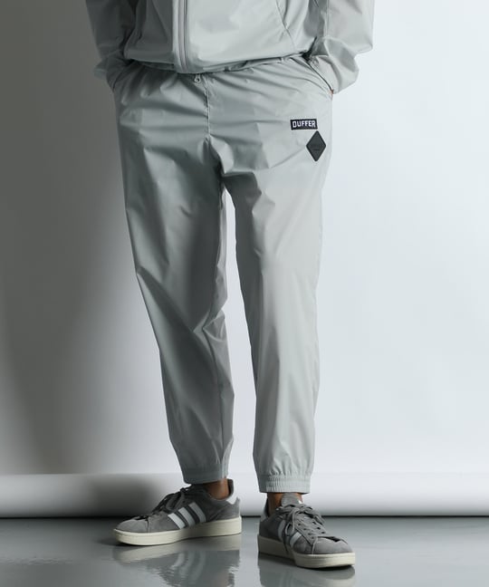 〔BLACK LABEL〕：セットアップ 2層構造パーテックスライトシェルパンツ