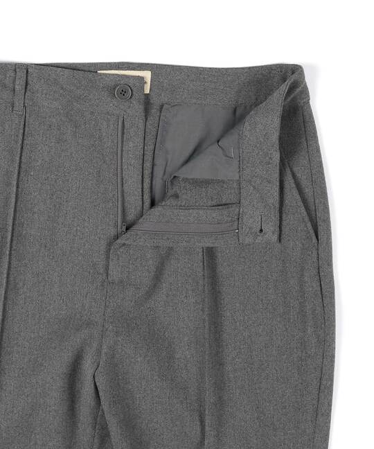 360°伸縮 ハイテンションストレッチ センタークリースパンツ