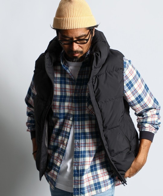 ボリュームネック ダウンベスト