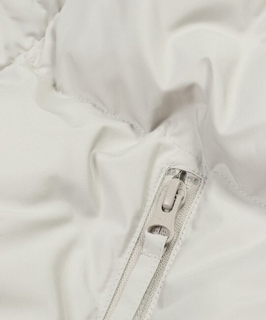 ボリュームネック ダウンベスト