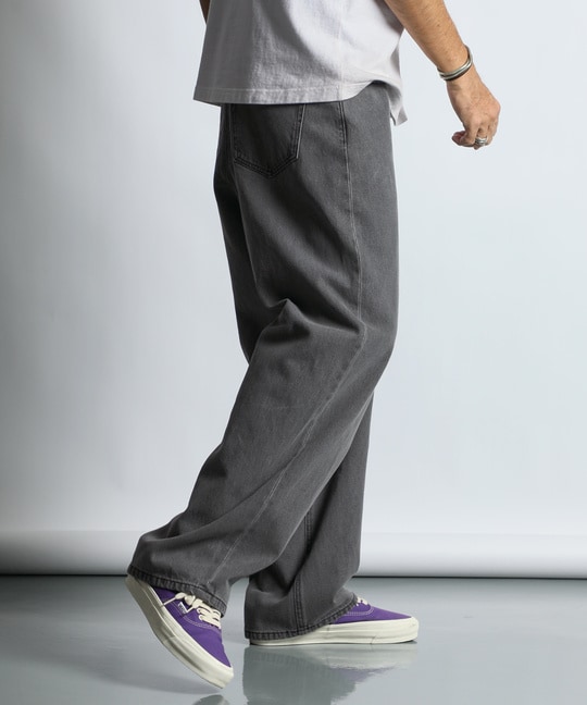 ブリーチ加工 ワイドストレート バギージーンズ【WEB限定アイテム】