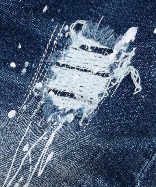 「ガムストレッチ デニム」ユーズドペイント スリムジーンズ【WEB限定アイテム】