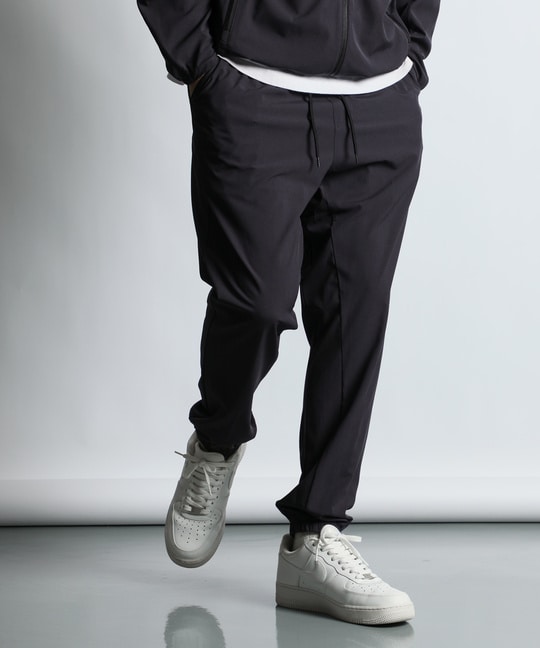 〔BLACK LABEL〕：セットアップ対応 ストレッチ イージーパンツ