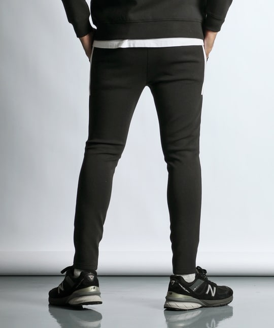 〔BLACK LABEL〕：セットアップ対応 ソロナ スリムパンツ