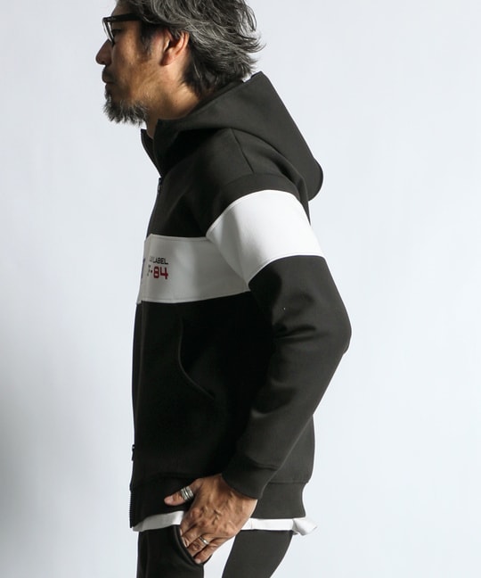 〔BLACK LABEL〕：セットアップ対応 ソロナ スタンドパーカー