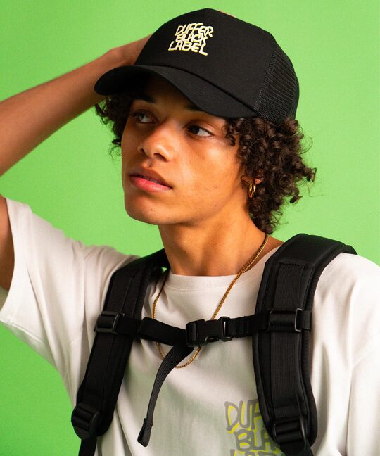 〔BLACK LABEL〕：90sロゴ メッシュ キャップ