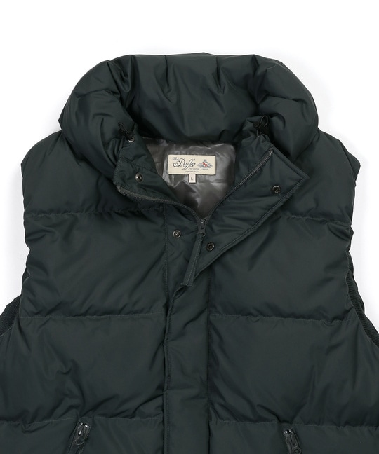 ボリュームネック ダウンベスト