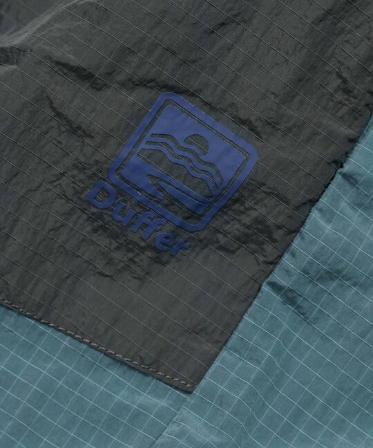 セットアップ対応 テック リップストップ マウンテンパーカー