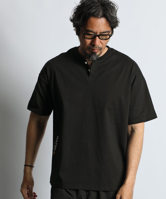 〔BLACK LABEL〕：オーバーサイズ ヘンリーネックTシャツ / 度詰め天竺