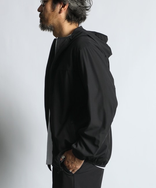 〔BLACK LABEL〕：セットアップ対応 ストレッチ フーデッドブルゾン