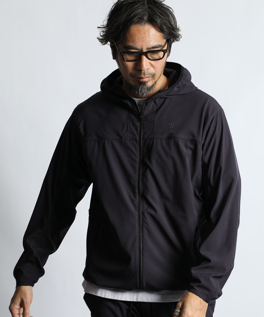 〔BLACK LABEL〕：セットアップ対応 ストレッチ フーデッドブルゾン
